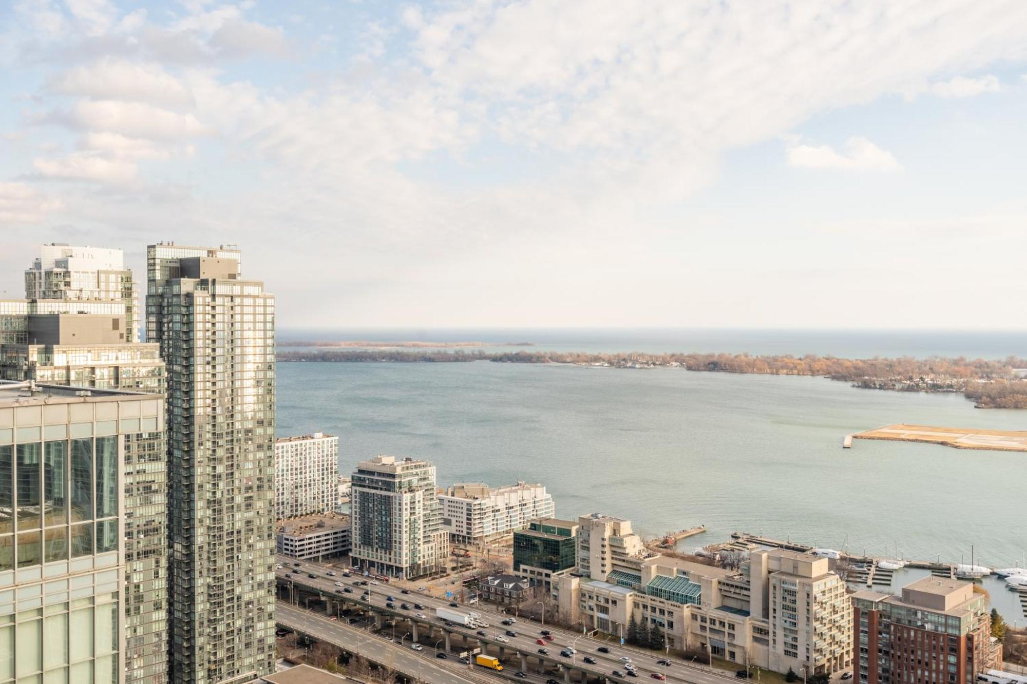 Globalstay Elegant Downtown Apartments Toronto Exterior foto
